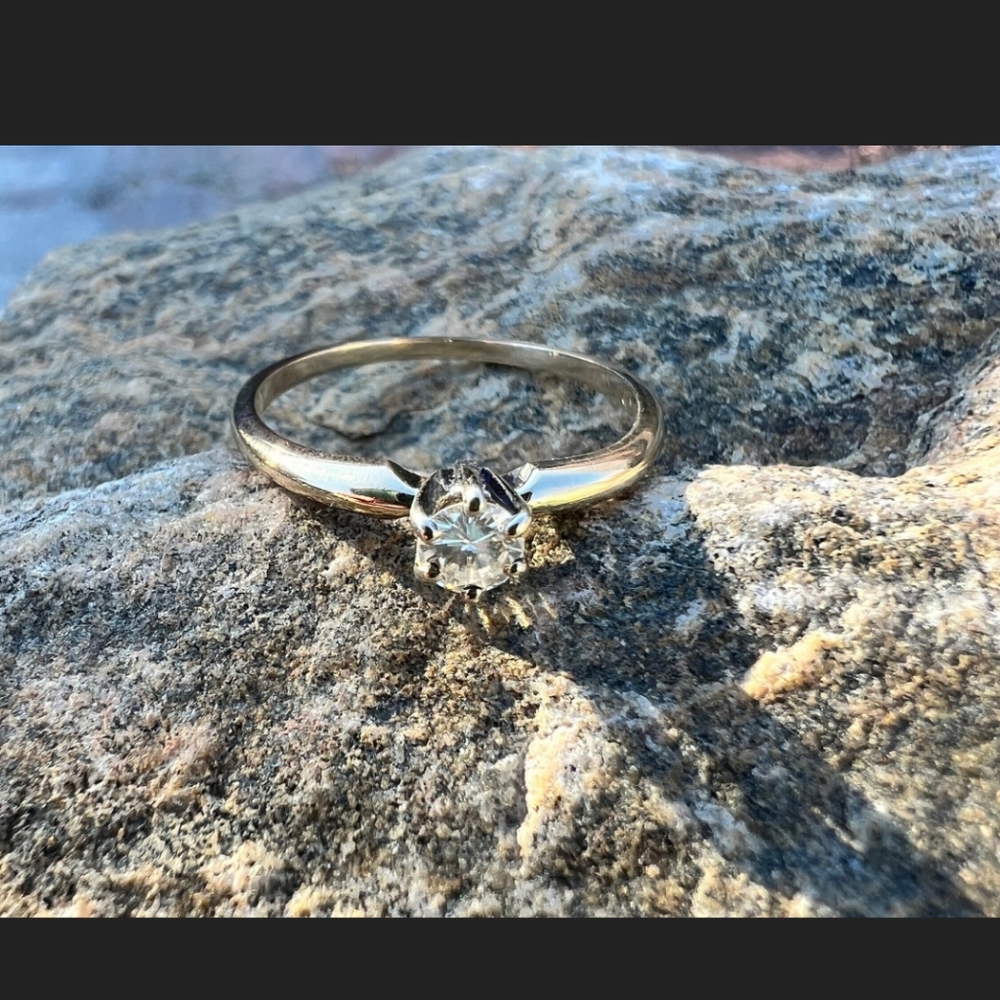 Vintage diamond solitaire